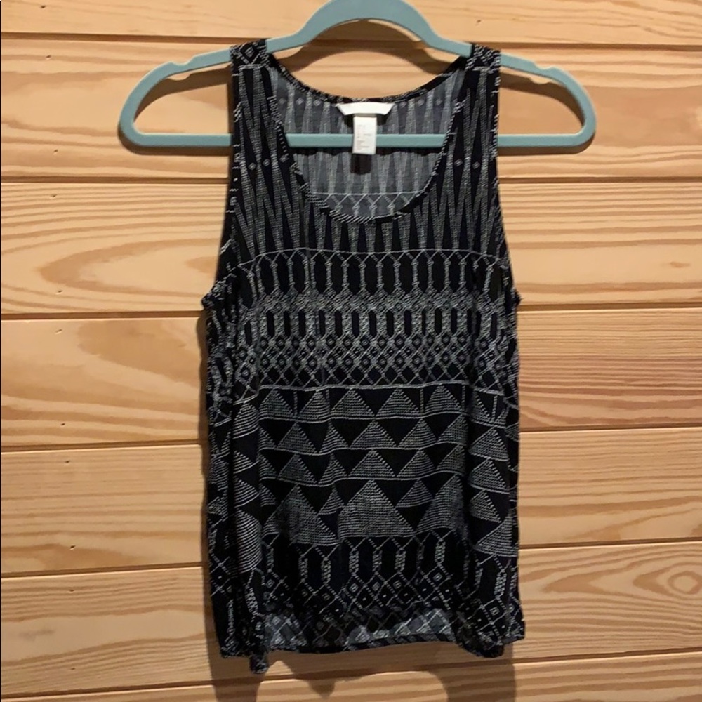 🛍 H&M black tribal print tank